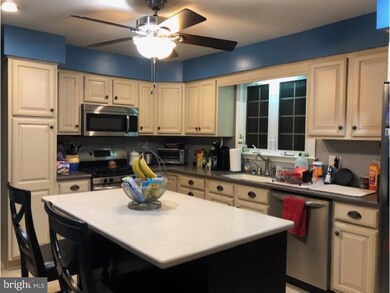 2927 Driftwood Ln, Vineland, NJ 08361 - photo 5