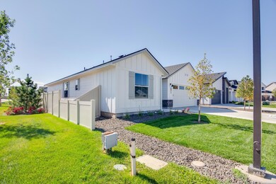 6911 W Dakota Creek Dr, Meridian, ID 83646 - photo 2