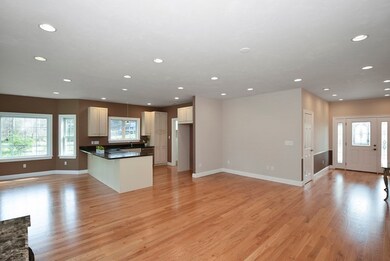 586 Bullard St, Holden, MA 01520 - photo 6