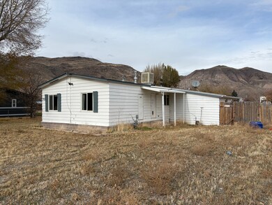 70 W 100 S, Elsinore, UT 84724 - photo 4