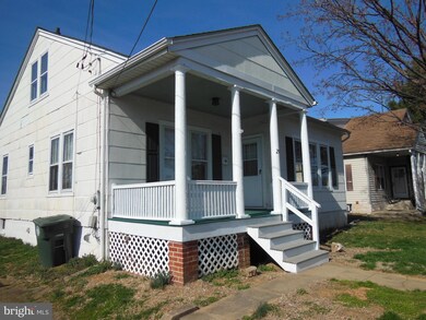 215 S Jefferson St, Frederick, MD 21701 - photo 2