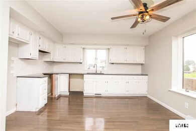 2358 Railsplitter Ave, Lincoln, IL 62656 - photo 7