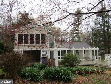 11000 Fawsett Rd, Potomac, MD 20854 - photo 2