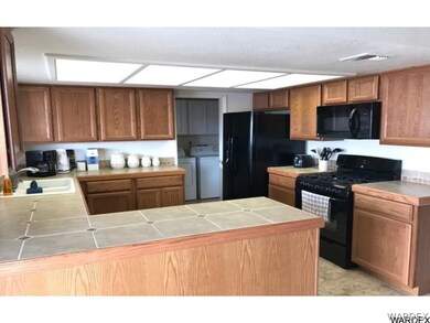 Open kitchen
