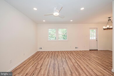 17105 Butler Rd, Poolesville, MD 20837 - photo 4