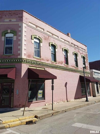 128 S Chicago St, Lincoln, IL 62656 - photo 2