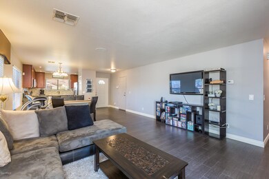 6) GREAT ROOM