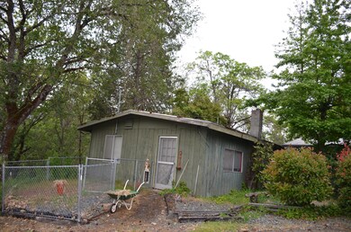 Guest quarters or Storage Unit