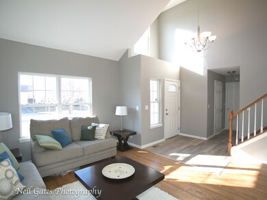 1208 Mayfair Dr, Carpentersville, IL 60110 - photo 7