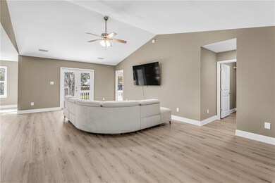 9206 Greenleaf Dr, Spanish Fort, AL 36527 - photo 2