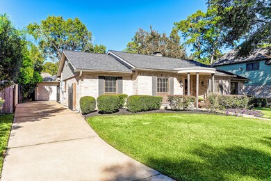 1062 Richelieu Ln, Houston, TX 77018 - photo 2