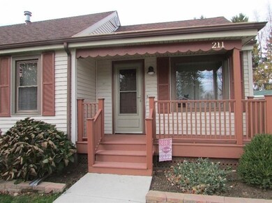 211 W 11th St, La Porte, IN 46350 - photo 2