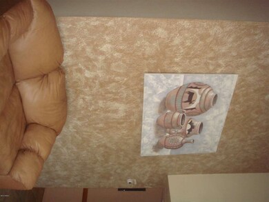 LivingRoom03