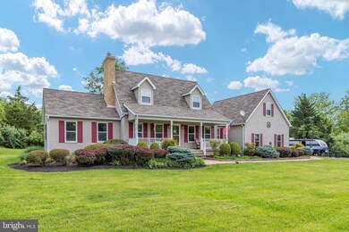 706 Cider Dr, Bunker Hill, WV 25413 - photo 2