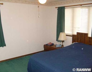 2103 Folsom St, Eau Claire, WI 54703 - photo 5