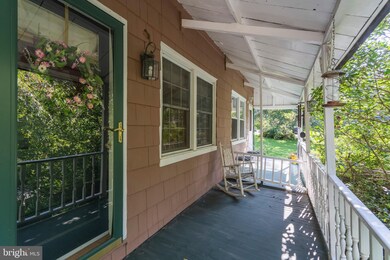 410 Spackman Ln, Exton, PA 19341 - photo 2