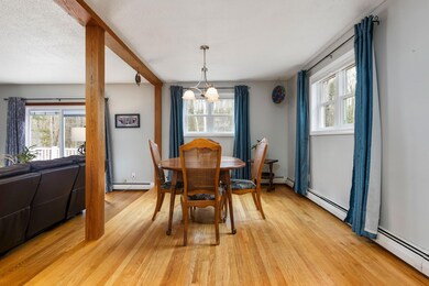 42 Eastman Rd_W5_006