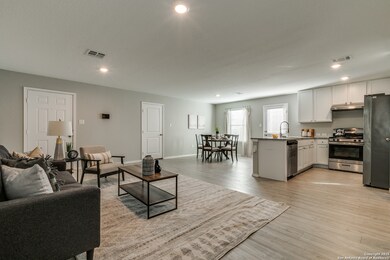 13815 Ostrich Run, San Antonio, TX 78252 - photo 3