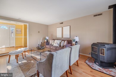 1470 Harwell Ave, Crofton, MD 21114 - photo 6