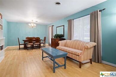 611 Dale St, San Marcos, TX 78666 - photo 3