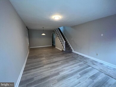 569 E Main St, Norristown, PA 19401 - photo 5