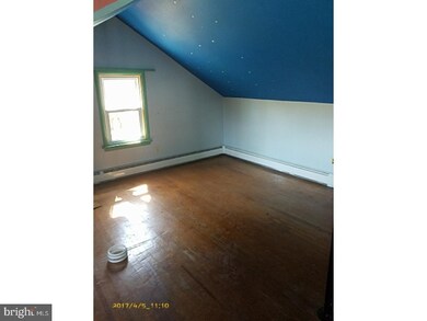 887 Naamans Creek Rd, Chadds Ford, PA 19317 - photo 4