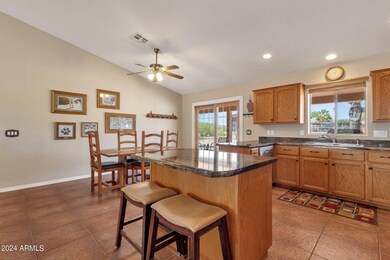 Kitchen/Dinning