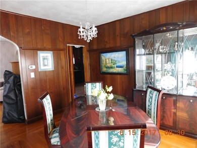 27 Sterling St, Pawtucket, RI 02860 - photo 7