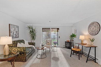 57 Lantern Ln unit 3, Dracut, MA 01826 - photo 4