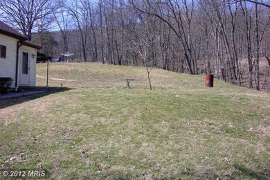 12307 Amherst Ave NE, Cumberland, MD 21502 - photo 5