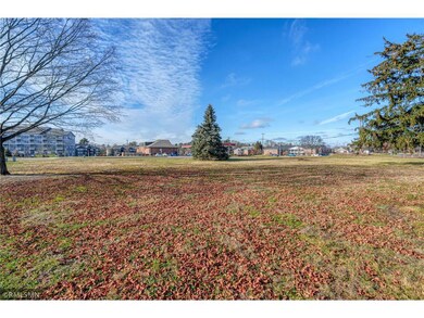 2364 Saint Andrews Dr, Altoona, WI 54720 - photo 6