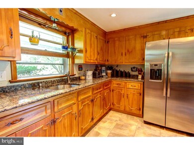 161 W Cherry Ln, Souderton, PA 18964 - photo 7