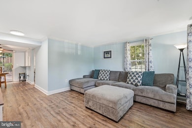 33 Devon Ct, Sterling, VA 20165 - photo 3