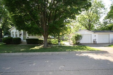 206 S Gordon St, Marshall, MI 49068 - photo 3