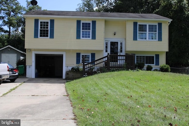 10709 N Lansdale St, Glenn Dale, MD 20769 - photo 2