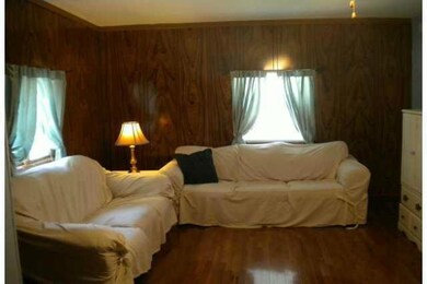 1305 E 33rd Ct, Des Moines, IA 50317 - photo 5