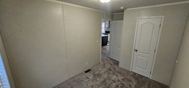 283 Mulberry unit 283, Belleville, MI 48111 - photo 3