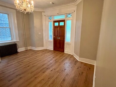 817 Washington St unit 2, Brookline, MA 02446 - photo 3