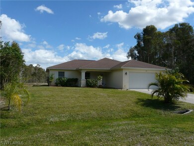 729 Kalamar Dr, Lehigh Acres, FL 33974 - photo 2