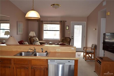 844 Santa Anna Dr, Alamo, TX 78516 - photo 6