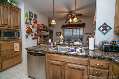 12223 S 141st St E, Gore, OK 74435 - photo 7