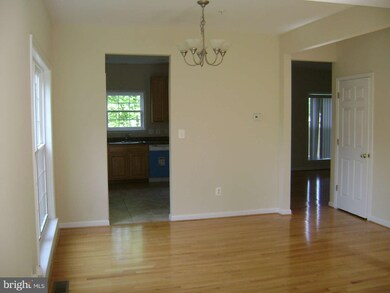 13904 Railroad Ave, Laurel, MD 20707 - photo 4
