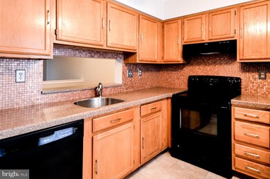 7347 Shady Glen Terrace, Capitol Heights, MD 20743 - photo 5