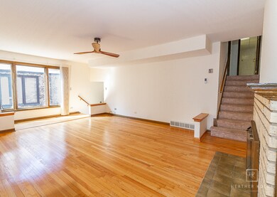 unlisted-address, Elmhurst, IL 60126 - photo 4