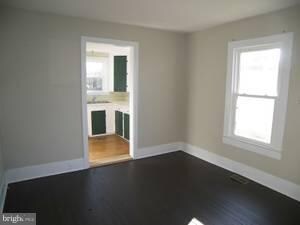 9407 Wall St, Manassas, VA 20110 - photo 5