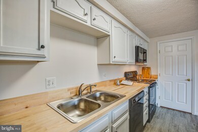 3361 Yost Ln unit B 104, Dumfries, VA 22026 - photo 6