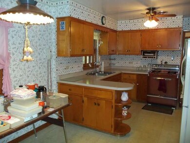 18219 Stewart Ave, Homewood, IL 60430 - photo 6