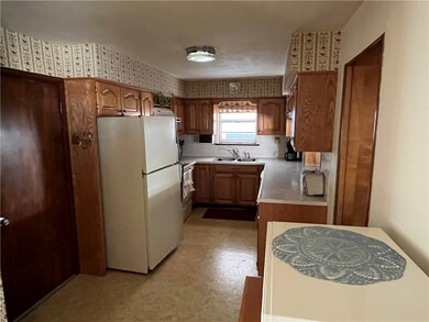 721 N 25th St, Mattoon, IL 61938 - photo 7