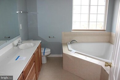 3362 Landmark Ct, Chambersburg, PA 17201 - photo 7