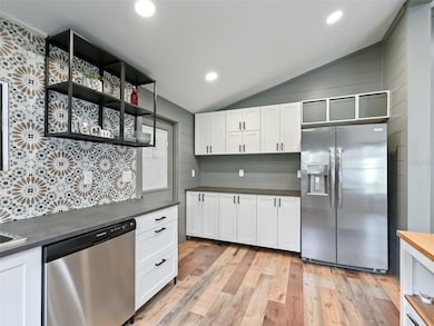 18350 NE 19th Ct, Citra, FL 32113 - photo 5